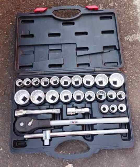 TRAX 3/4 inch drive socket set In great condition CALLS ONLY Hand