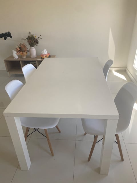 gumtree white dining table