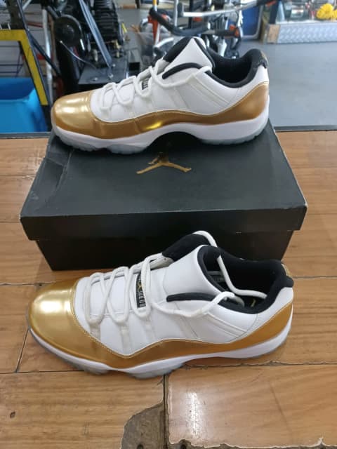 Air Jordan 11 Retro Low Closing Ceremony - 12