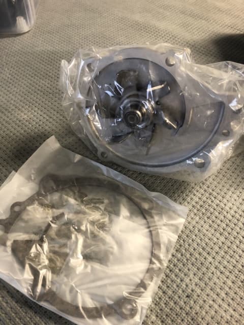 Datsun 1600 Water Pump 