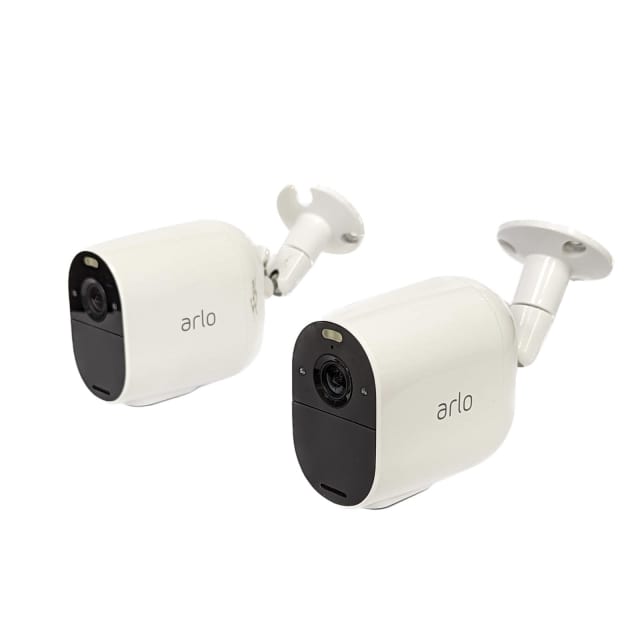 arlo essential spotlight camera 2 pack