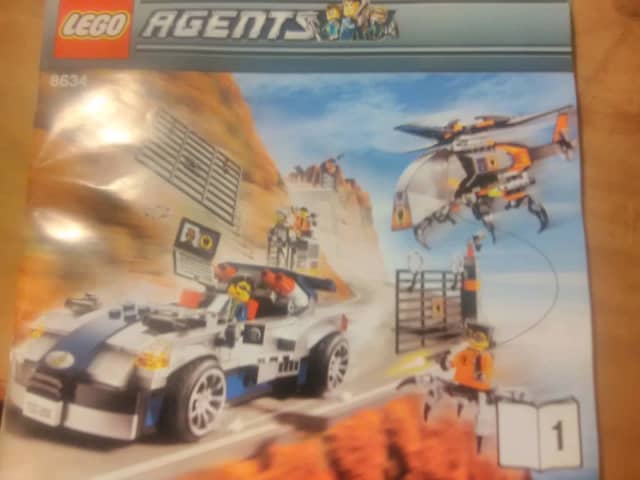 Lego Set 8634 Lego Agents Turbocar Chase Complete With Instruction