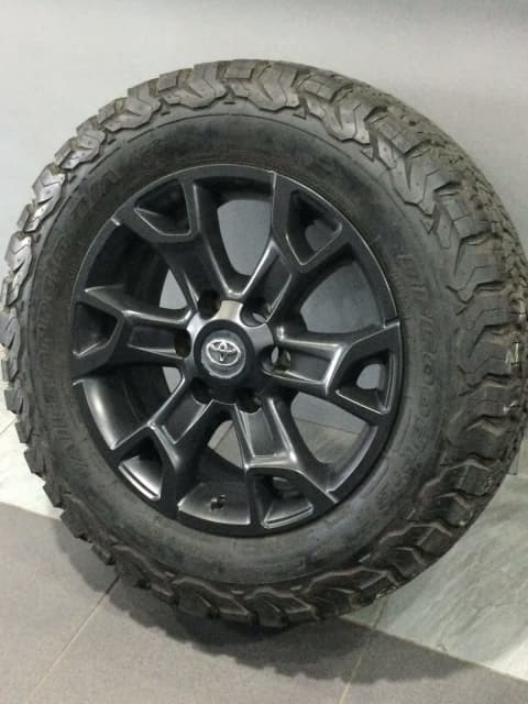 TOYOTA HILUX TRD 18” GENUINE ALLOY WHEELS WITH BFG KO2 TYRES | Wheels
