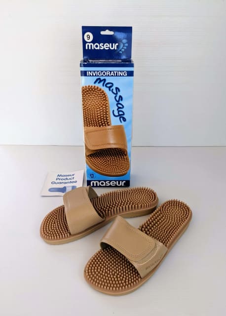 Maseur discount sandals benefits