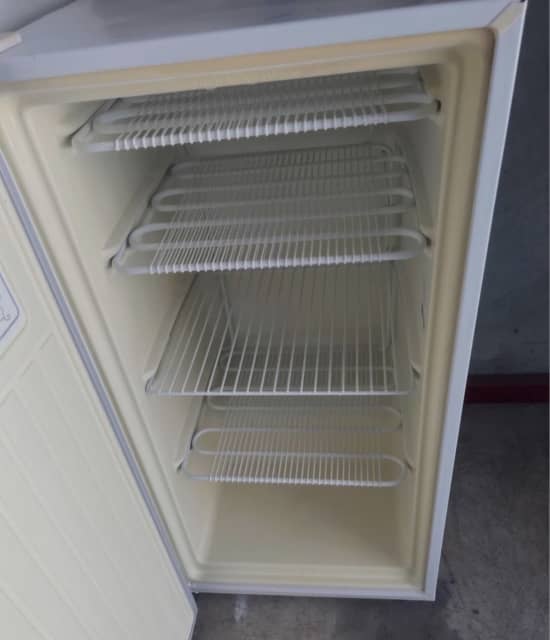 Warranty 146L Upright Freezer Kelvinator H1000 W500 D560 good work co