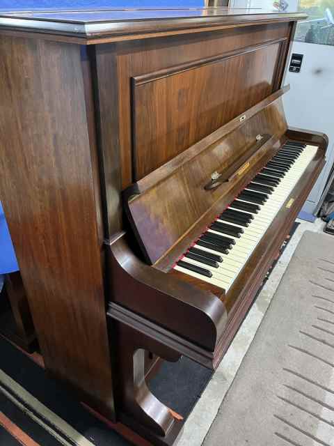 Beale Australian made - Keyboards & Pianos in Altona North VIC ...