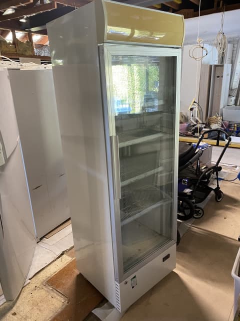 gumtree glass door fridge