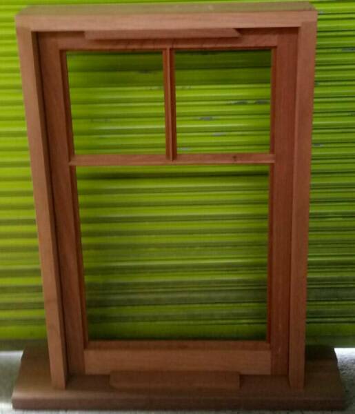 HOPSCOTCH CASEMENT OR HOPPER WINDOW 995MM X 637MM Building Materials in Brisbane City QLD