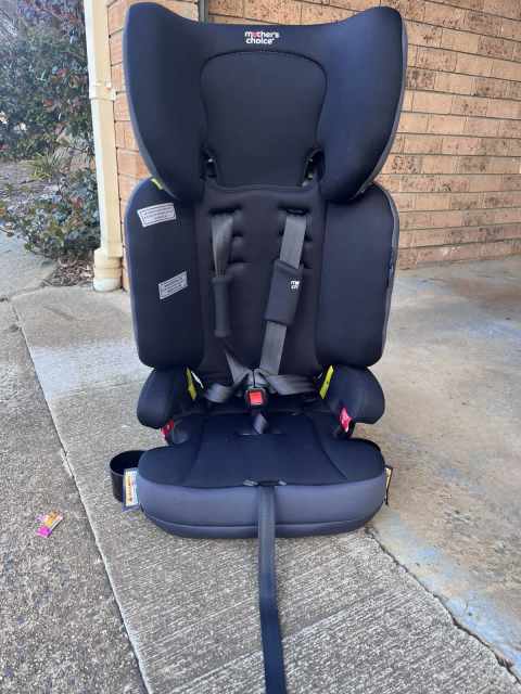 Child car seat Car Seats in Wanniassa ACT Gumtree Australia