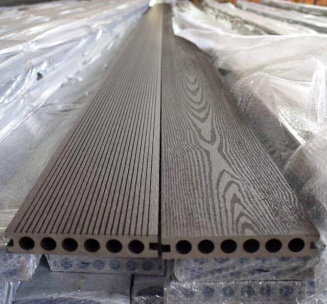 WPC COMPOSITE DECKING PLASTIC ECO WOOD DECK MERBAU LOOK Building