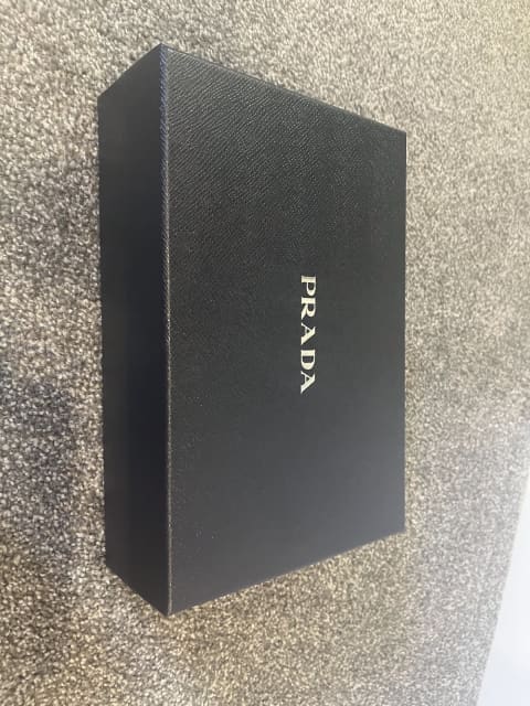 Prada box with dust bag | Bags | Gumtree Australia Brisbane South West -  Sunnybank Hills | 1308644881