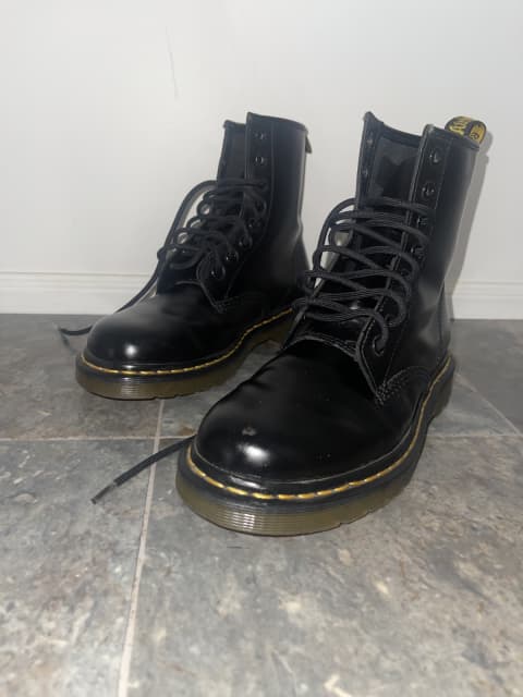 dr martens ladies size 5