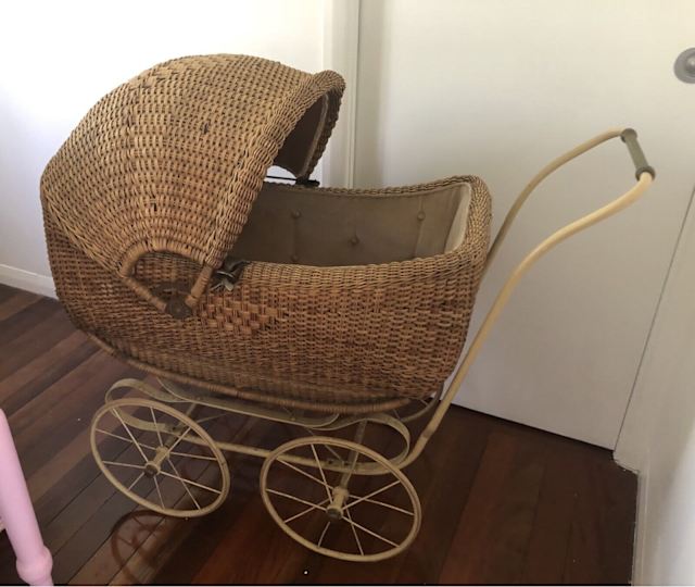 Antique Pram circa 1940’s 500 ONO Antiques in Brighton QLD Gumtree
