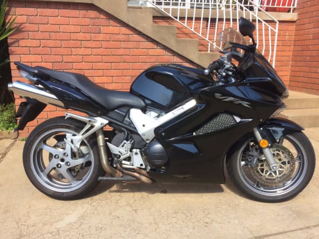 Staintune deals exhaust vfr800