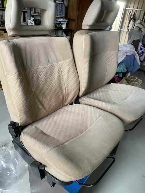 Commodore seats | Auto Body parts | Gumtree Australia Playford Area ...