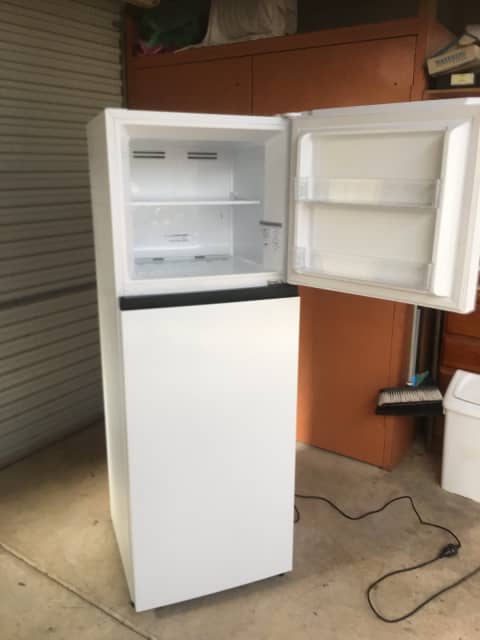 hisense fridge 326