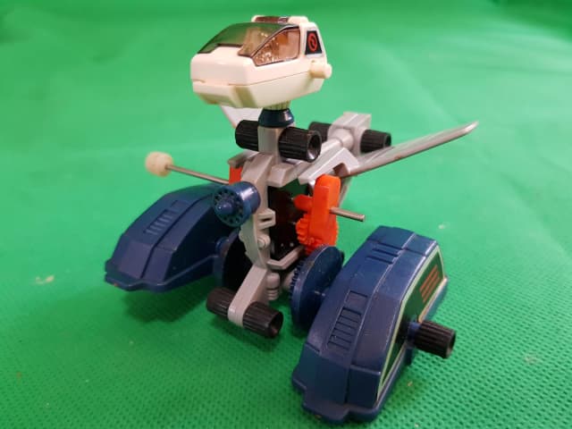 Vintage ZOIDS RMZ-02 GLIDOLER (Bird Type) Tomy 1981 in VGUC working -  Collectables in Altona VIC | Gumtree Australia