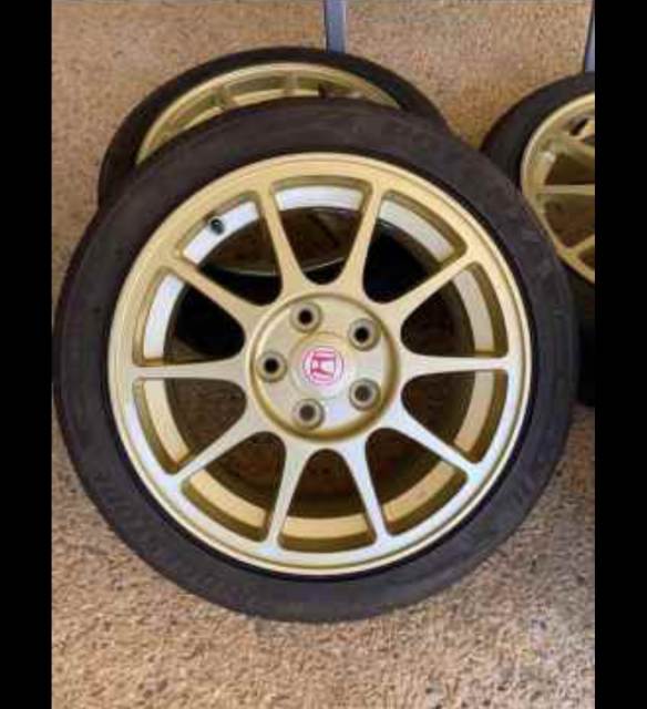 Honda civic . Integra type r wheels and tyres | Wheels, Tyres & Rims ...