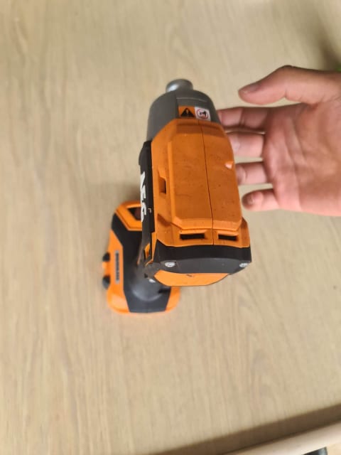 Aeg Bss18blc Impact Driver skin only immaculate condition