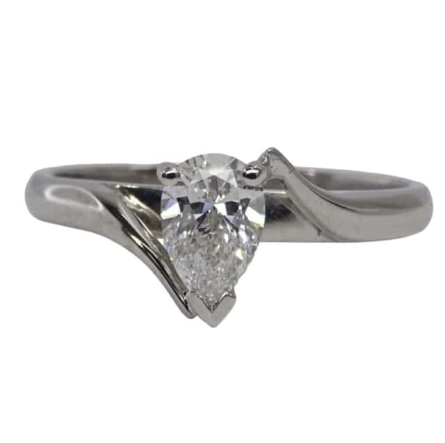 18ct White Gold Ladies Diamond Ring (028700231370) Women's Jewellery