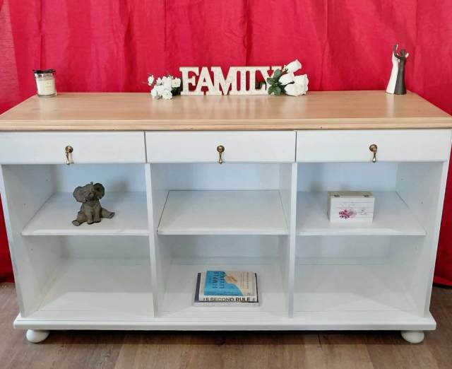 Refurbished Open Front Timber Buffet. Adjustable Shelves. Can Deliver