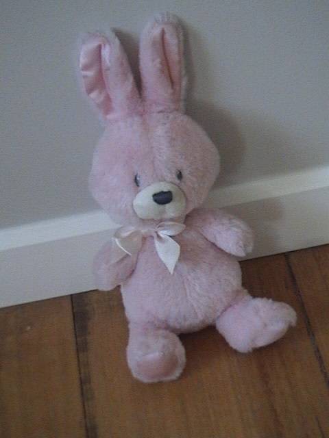 gund bunny rattle