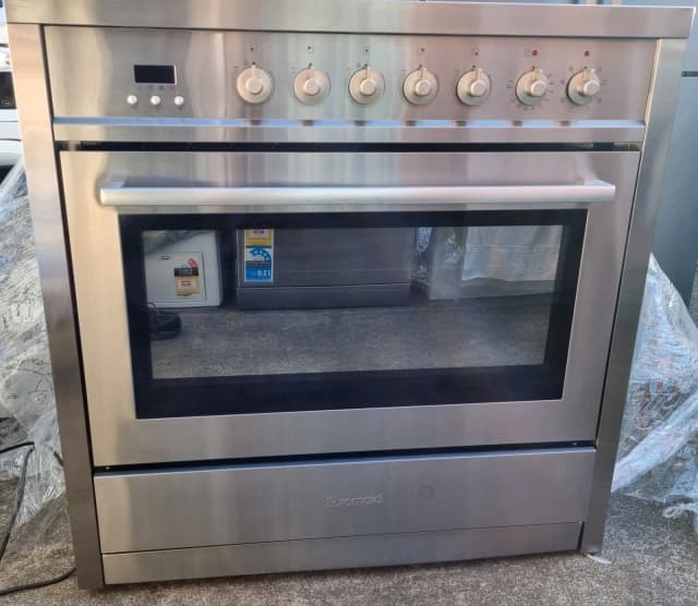 Euromaid 90cm free standing electric ceramic cooktop Cooktops