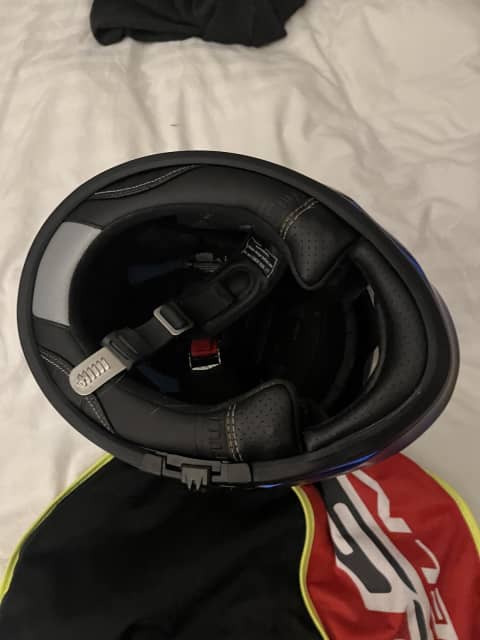 full face mountain bike helmet