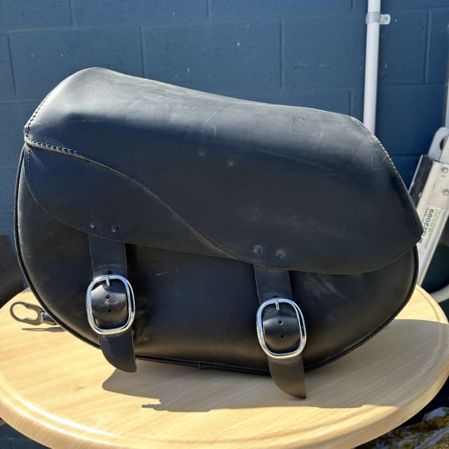 Genuine HarleyDavidson SingleSided Swingarm Bag Motorcycle