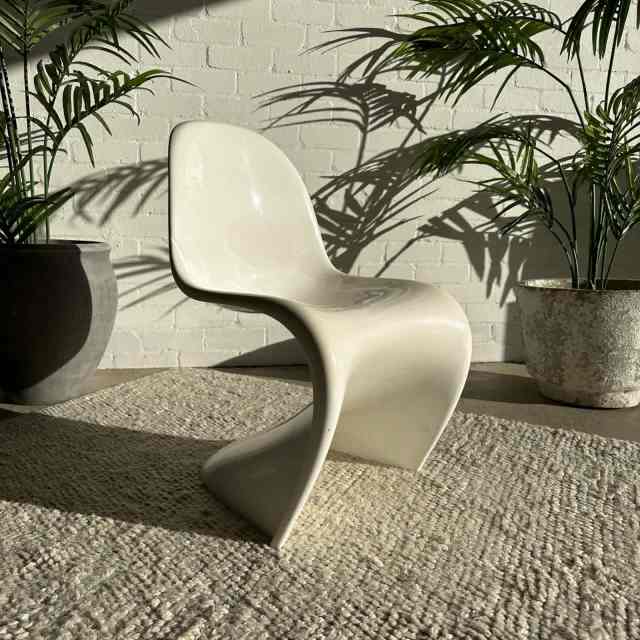 1999 ORIGINAL FIBREGLASS VERNER PANTON S CHAIR BY VITRA Other