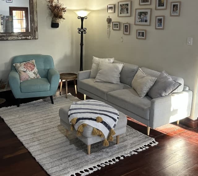 PENDING Early Settler 3 seater sofa brand new condition Sofas