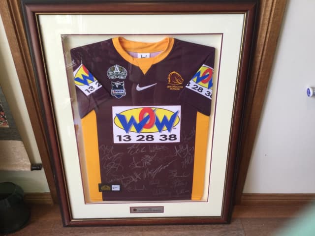 Brisbane Broncos Framed Mini Jersey with Premiership celebration photo :: Brisbane  Broncos :: NRL - Rugby League :: Sports Memorabilia :: Memorabilia Australia