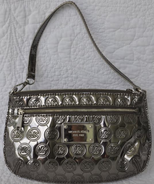 Michael Kors silver clutch bag | Bags | Gumtree Australia Gold Coast North  - Coombabah | 1307368152