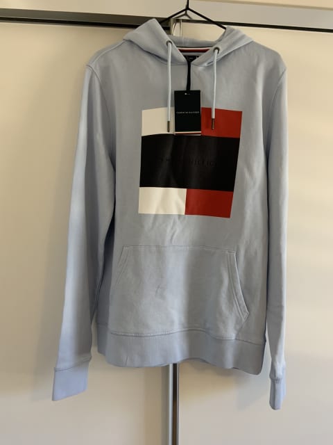 tommy hilfiger hoodie m