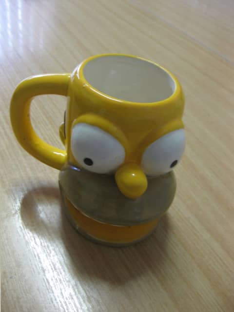 universal studios ceramic coffee cup mug the simpsons homer biscuit new 