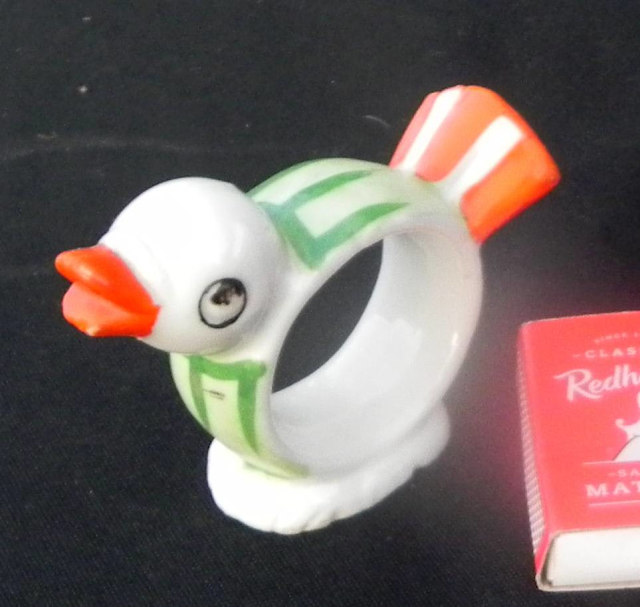 VINTAGE PORCELAIN STATUE KITSCH RETRO NAPKIN RING BIRD MADE IN JAPAN Collectables Gumtree