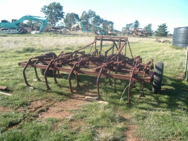 19 Tyne Horwood Bagshaw Scarifier | Farming Equipment | Gumtree ...