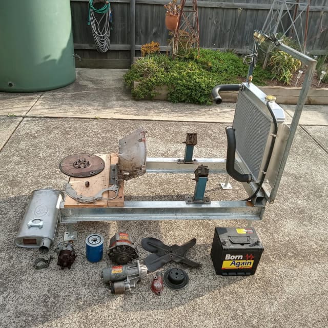 Engine Run In Stand & more!LOTS OF PARTS INCLUDED!See photos! 👉1300