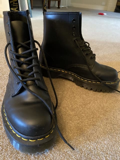 Gumtree doc clearance martens