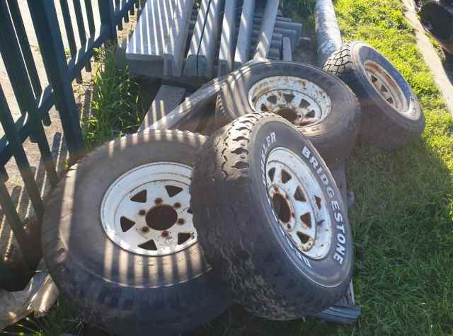 Miscellaneous Car Tyres with Rims, $55 each - Vinsan Salvage G1419 ...