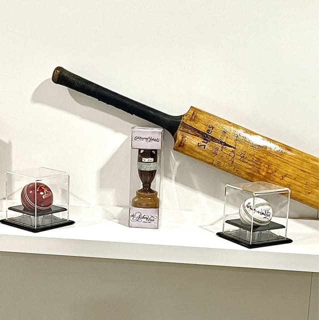 Wm. Sykes & Sons 1940’s “Don Bradman” English willow Cricket Bat