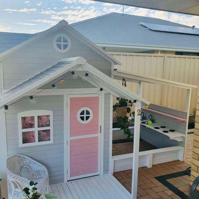 Kidzshack Large Outdoor Ground Level Cubby House with Mud Kitchen Sand