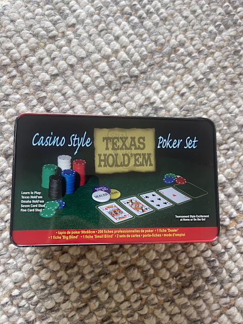 TEXAS HOLD EM CASINO STYLE POKER SET - Other Books, Music & Games in ...