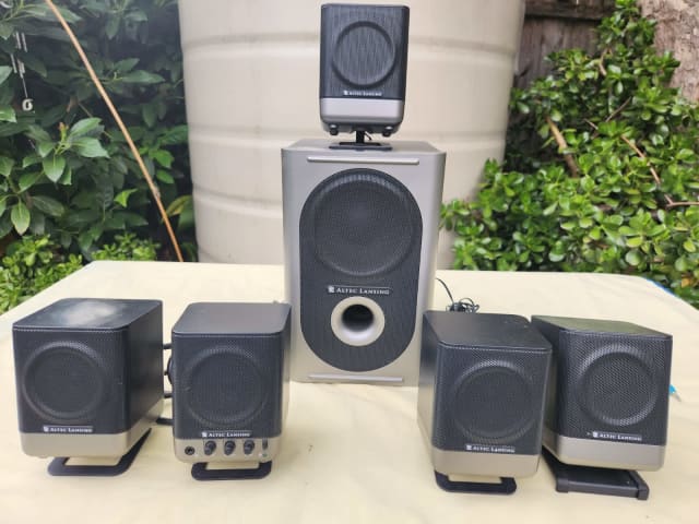 Altec lansing amplified store speaker system 251