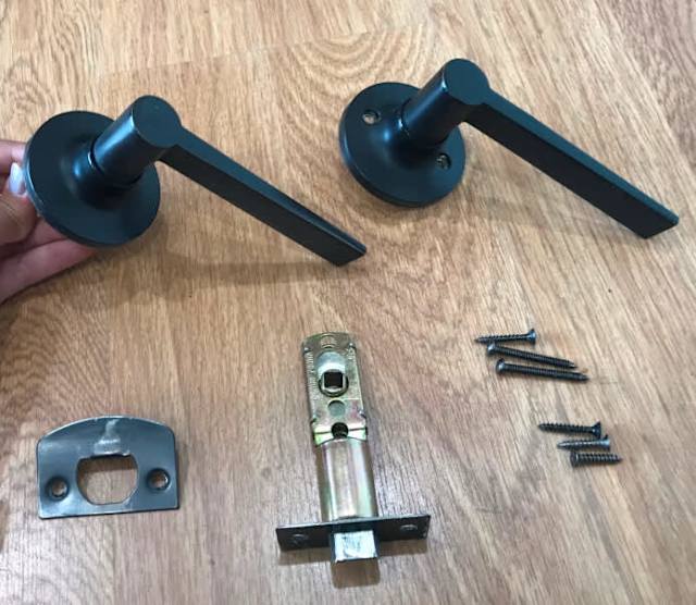 Internal Black Lever Door Handle with Striker Plate & Screws Building