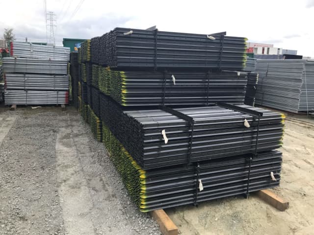 Steel Fence Star Posts / Pickets - Black Heavy - 1650 - 2400mm ...