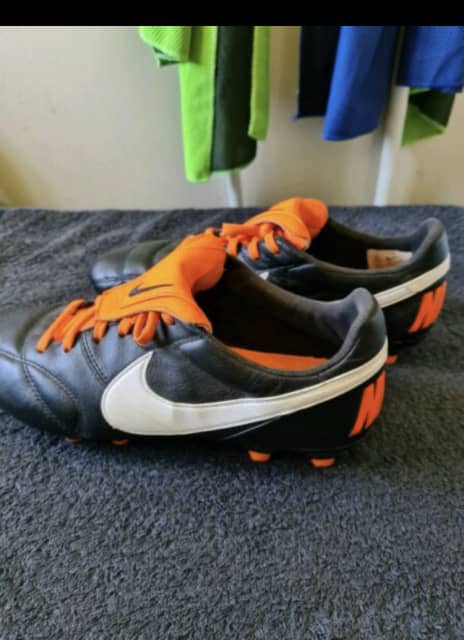 nike premier 9.5