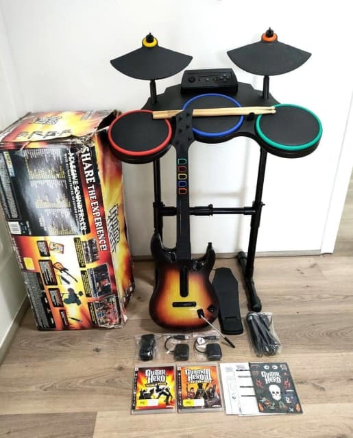 guitar hero drums guitar microphone