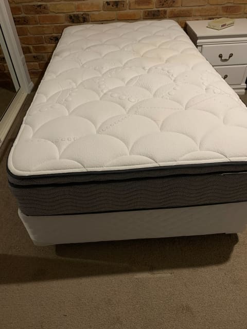 King Single Twin Beds with matching Bases on Castors | Beds | Gumtree ...