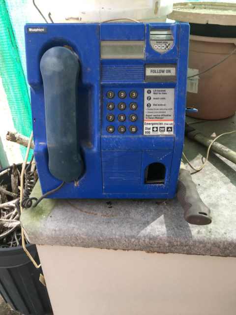 Old Telstra phone - Miscellaneous Goods in Deeragun QLD | Gumtree Australia